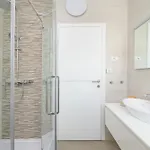 J&j New Modern Elegant With Balcony And Loggia - Free Private Parking Fast Wi-fi And 3 Air Conditioners Appartement *