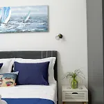 Appartement J&j New Modern Elegant With Balcony And Loggia - Free Private Parking Fast Wi-fi And 3 Air Conditioners *