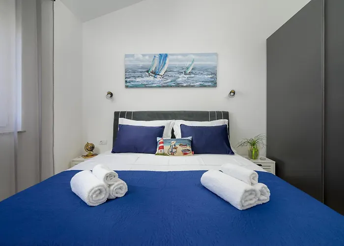 J&j New Modern Elegant With Balcony And Loggia - Free Private Parking Fast Wi-fi And 3 Air Conditioners 아파트